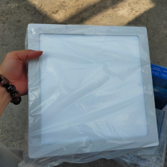 Đèn LED Ốp Trần Vuông 3 Chế Độ