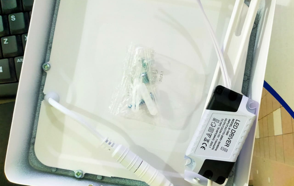Đèn LED Ốp Trần 12W