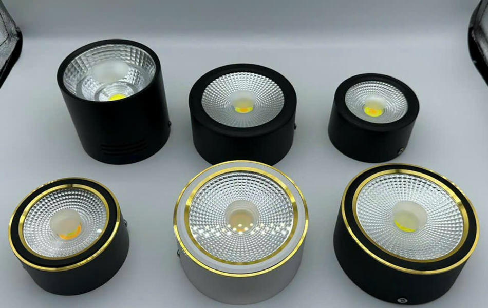 Đèn Lon Ốp Trần