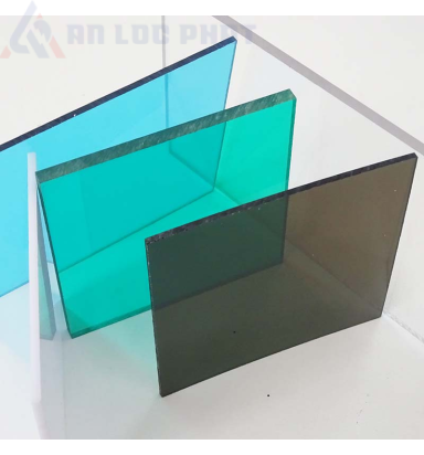 Tấm Polyvista Đặc Ruột