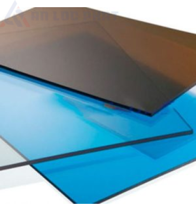 Tấm Polyvista Đặc Ruột